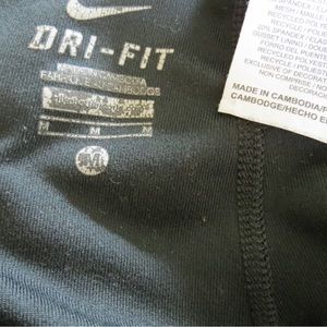 Nike Dri-Fit crop leggings